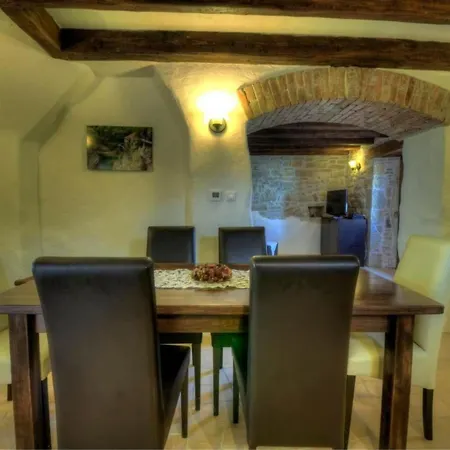 Istrien Traditionelles Steinhaus 5 By Interhome *