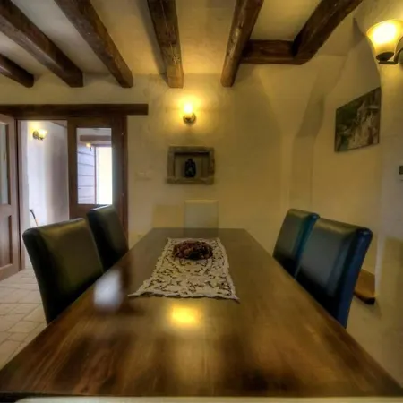 Дом отдыха Istrien Traditionelles Steinhaus 5 By Interhome