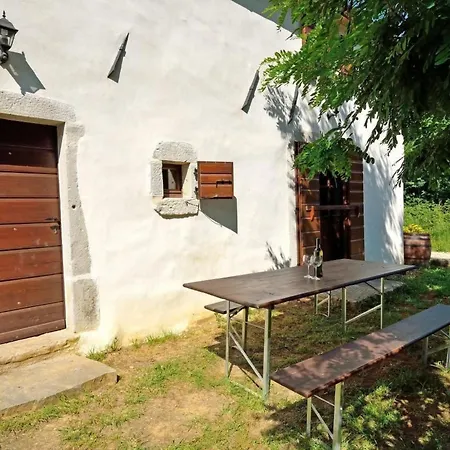 Istrien Traditionelles Steinhaus 5 By Interhome *
